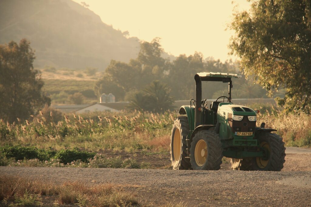 Batteries agricoles pour tracteurs et machines agricoles utilisées en milieu professionnel.